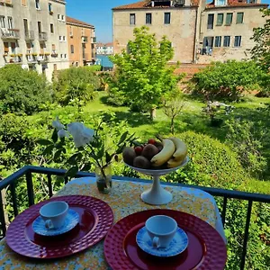https://angela-di-venezia-house.hotelslidodijesolo.com